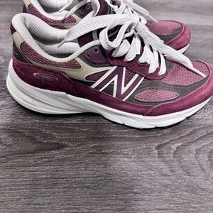 New Balance 990v6 MiUSA Teddy Santis Sneakers in Burgundy Tan